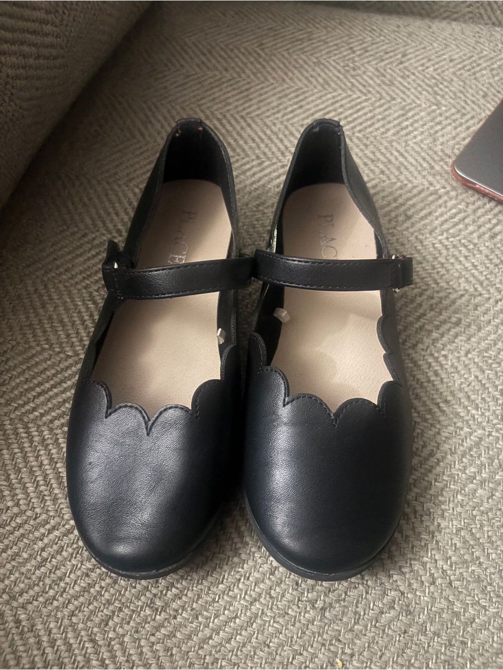 The Children's Place Black Scalloped Mary Jane Shoes for Kids
